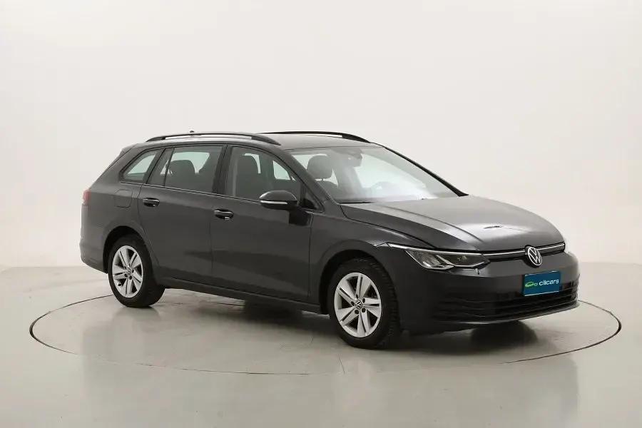 Usado VW Golf VIII Life 115 CV (84 kW) 2023 Familiar