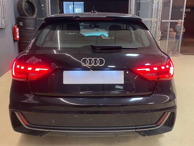 Usado Audi A1 Sportback S-Line 116 CV (85 kW) 2020 Negro Utilitario