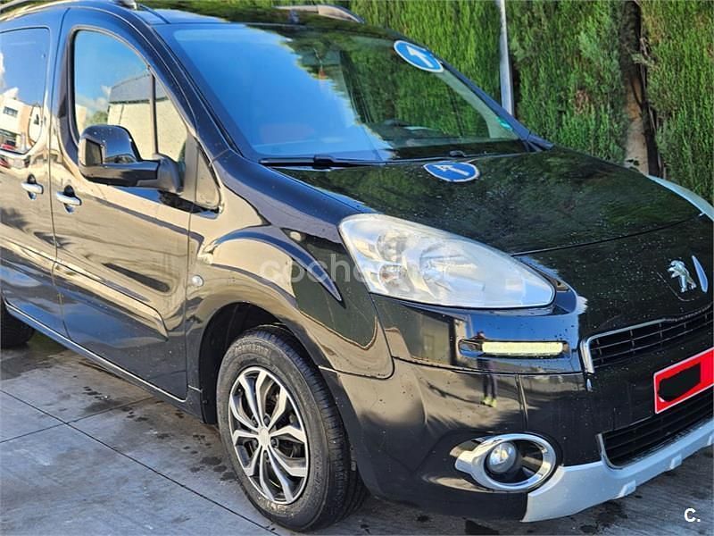 Negro Usado 2013 Peugeot Partner Tepee Active Monovolumen | 7000 € (Buen precio) - Imagen 1/4