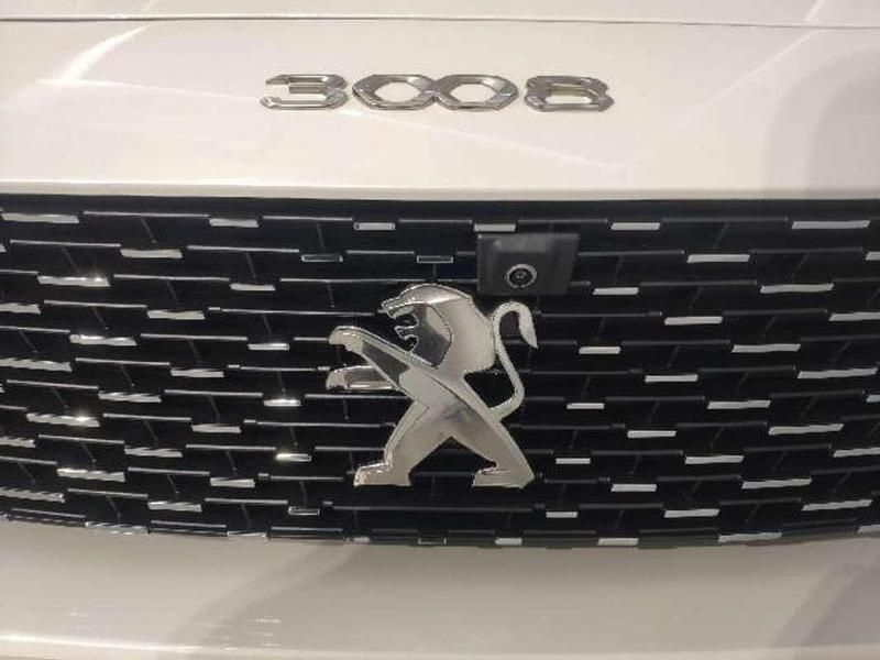 Usado Peugeot 3008 Allure 131 CV (96 kW) 2023 Blanco SUV
