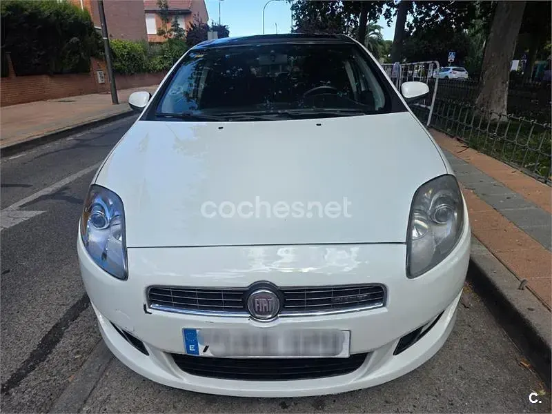 Usado Fiat Bravo Dynamic 105 CV (77 kW) 2009 Blanco Utilitario