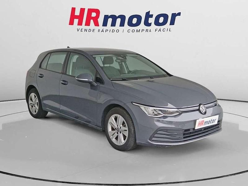Usado VW Golf VIII Life 111 CV (81 kW) 2024 Gris Utilitario