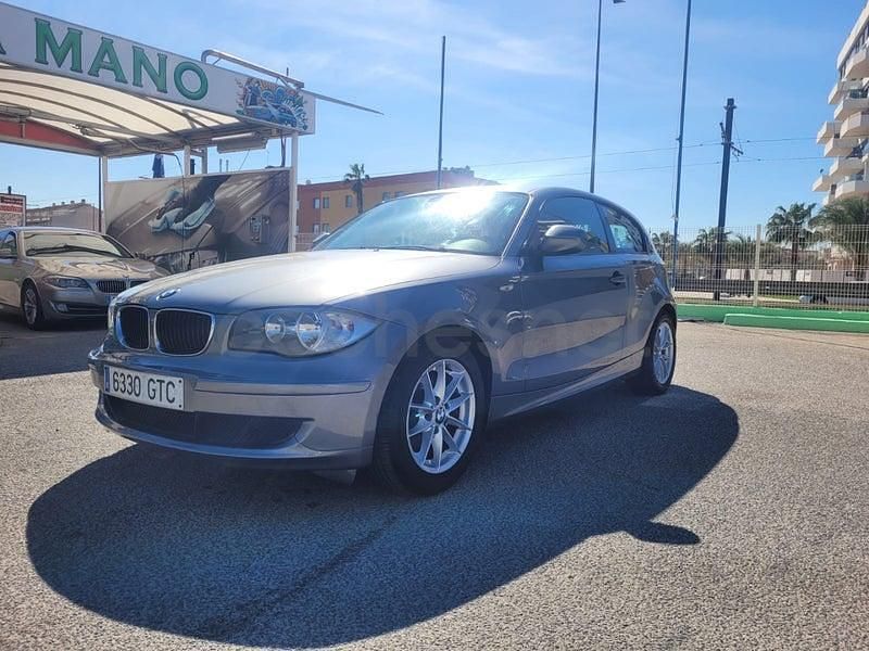 Usado BMW 116 122 CV (89 kW) 2010 Gris / plata Utilitario