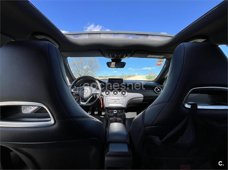 Usado Mercedes A200 AMG line 136 CV (100 kW) 2016 Blanco Berlina