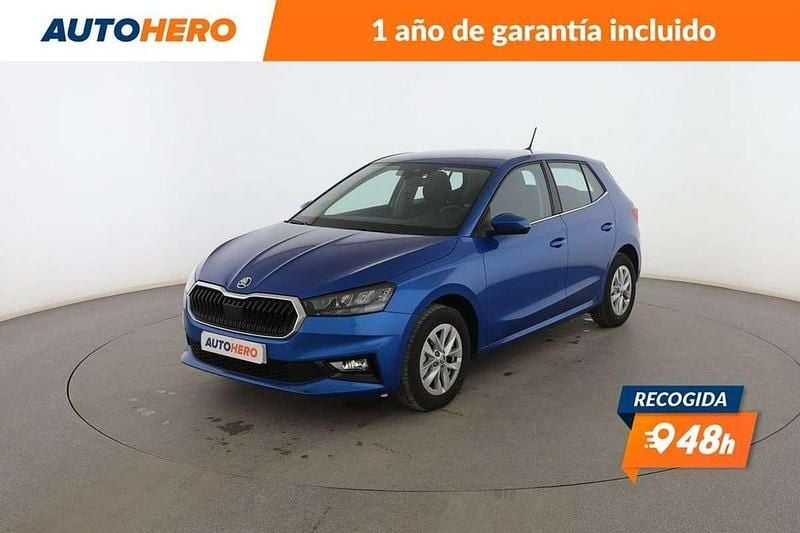 Azul Usado 2023 Skoda Fabia Ambition Utilitario | 15.047 € (Precio justo) - Imagen 1/3