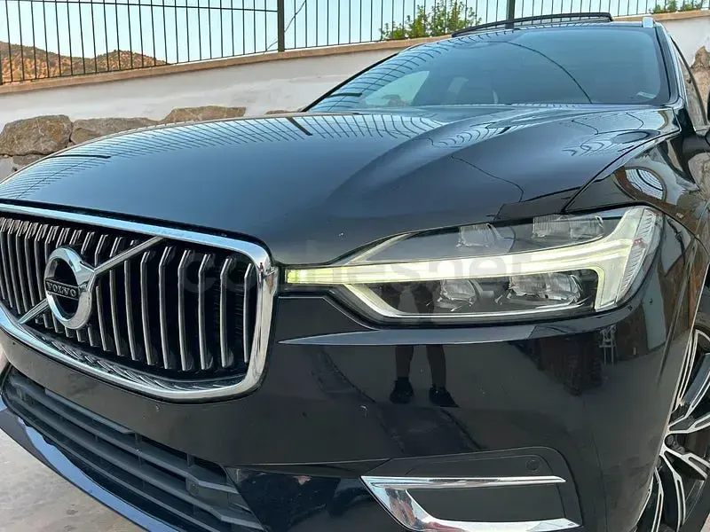 Usado Volvo XC60 Inscription 150 CV (110 kW) 2018 Negro SUV