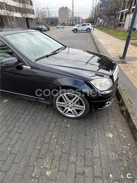 Usado Mercedes C220 Avantgarde 150 CV (110 kW) 2008 Negro Berlina