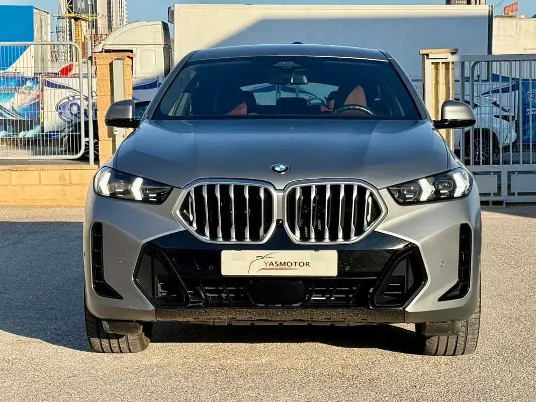 Usado BMW X6 M Sport 286 CV (210 kW) 2024 Gris SUV