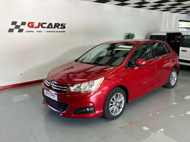 Rojo Usado 2011 Citroën C4 Seduction Berlina | 7900 € (Un poco caro) - Imagen 1/4
