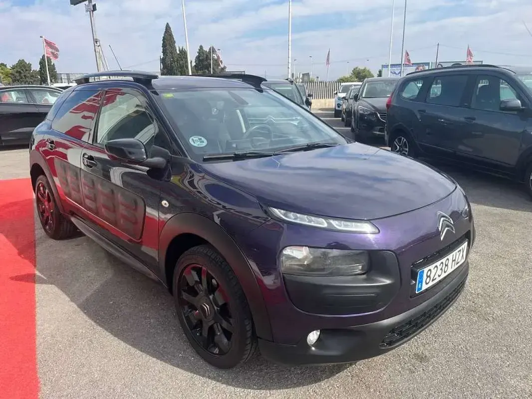 Usado Citroën C4 Cactus Feel 92 CV (67 kW) 2014 Burdeos Utilitario