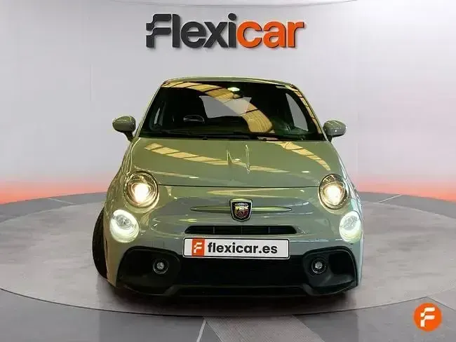 Usado Abarth 595 165 CV (121 kW) 2022 Gris Utilitario