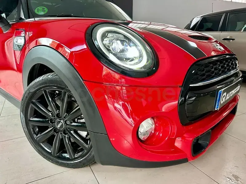 Usado Mini Cooper S 192 CV (141 kW) 2019 Rojo Utilitario