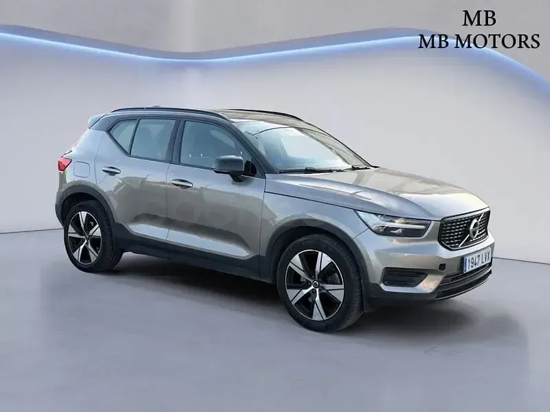 Usado Volvo XC40 Plus 262 CV (192 kW) 2022 Beige SUV