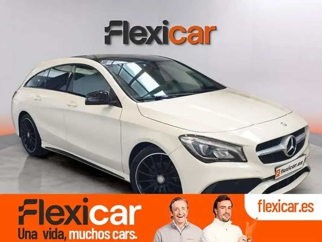 Usado Mercedes CLA200 Shooting Brake 136 CV (100 kW) 2017 Familiar