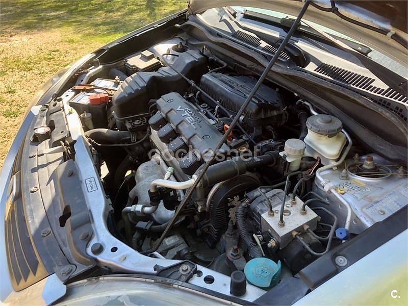 Usado Honda Civic LS 110 CV (80 kW) 2005 Gris / plata Berlina