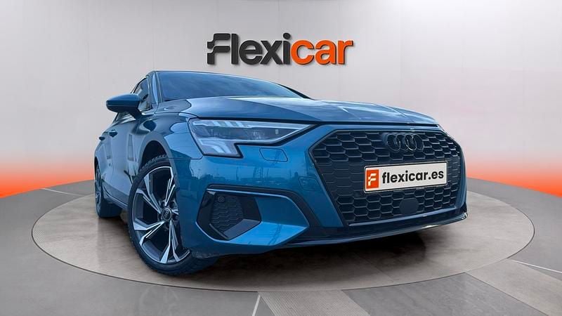 Usado Audi A3 Premium 110 CV (80 kW) 2023 Azul Berlina