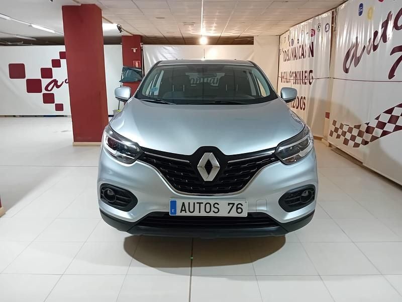 Usado Renault Kadjar LIMITED 115 CV (84 kW) 2021 Gris SUV