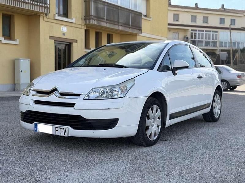 Usado Citroën C4 109 CV (80 kW) 2007 Blanco Coupe