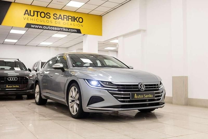 Usado VW Arteon Elegance 200 CV (147 kW) 2021 Gris Familiar