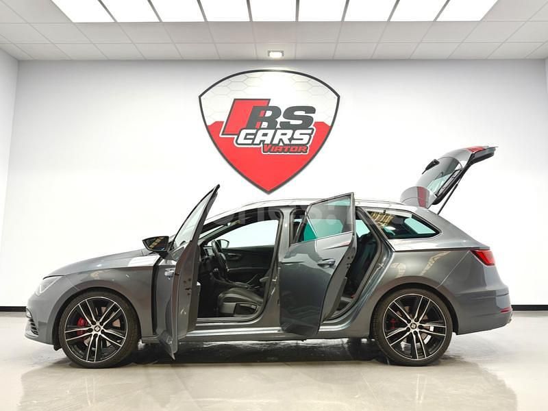 Usado Seat Leon CUPRA 300 CV (220 kW) 2018 Gris / plata Familiar