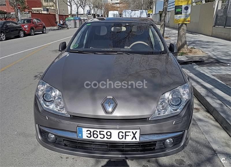 Gris / plata Usado 2008 Renault Laguna III Privilege Berlina | 9500 € - Imagen 1/4