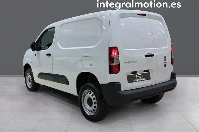 Usado Peugeot Partner Premium 131 CV (96 kW) 2021 Monovolumen