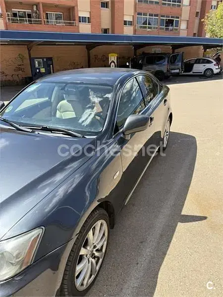 Usado Lexus IS220d Sport Line 177 CV (130 kW) 2008 Negro Berlina