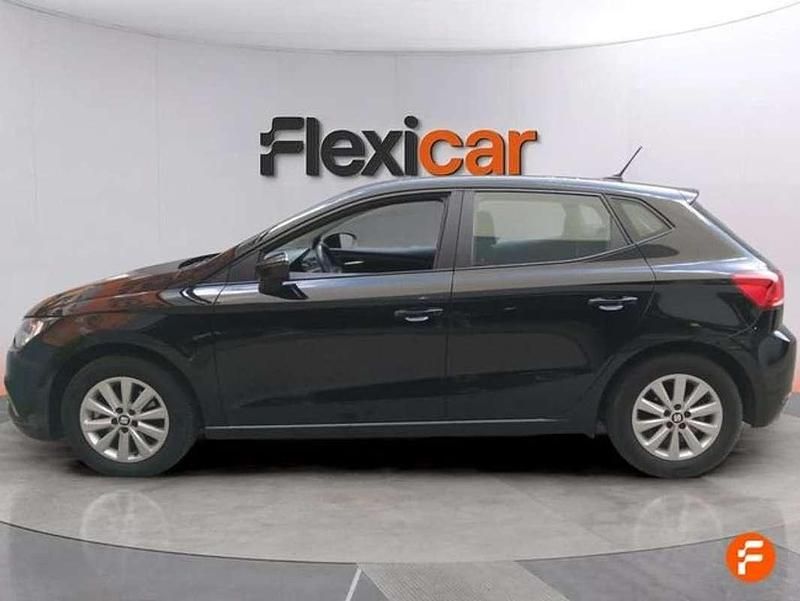 Usado Seat Ibiza Style 116 CV (85 kW) 2021 Negro Utilitario