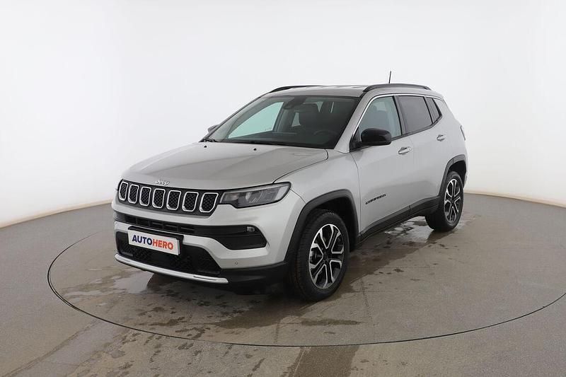 Gris Usado 2023 Jeep Compass Limited SUV | 22.999 € (Precio justo) - Imagen 1/3