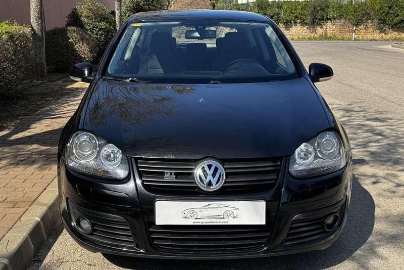 Usado VW Golf V GT 105 CV (77 kW) 2007 Negro Utilitario