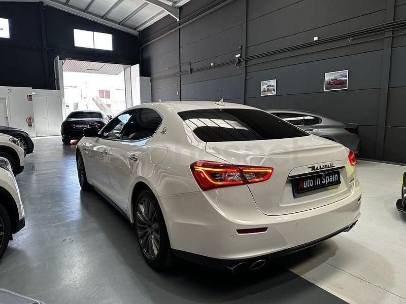 Usado Maserati Ghibli 350 CV (257 kW) 2021 Blanco Berlina