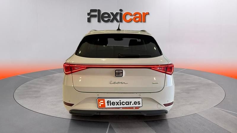 Usado Seat Leon XCELLENCE 204 CV (150 kW) 2021 Blanco Familiar