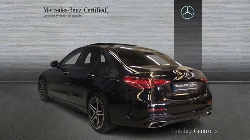Usado Mercedes C300e 315 CV (231 kW) 2024 Negro Berlina