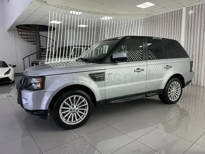 Usado Land Rover Range Rover HSE 245 CV (180 kW) 2012 Gris / plata SUV
