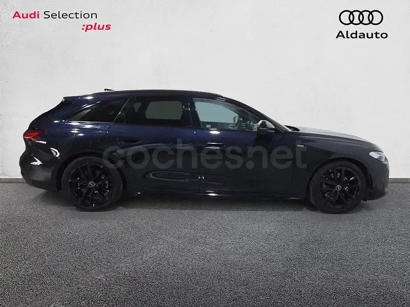 Usado Audi A5 204 CV (150 kW) 2025 Azul Familiar