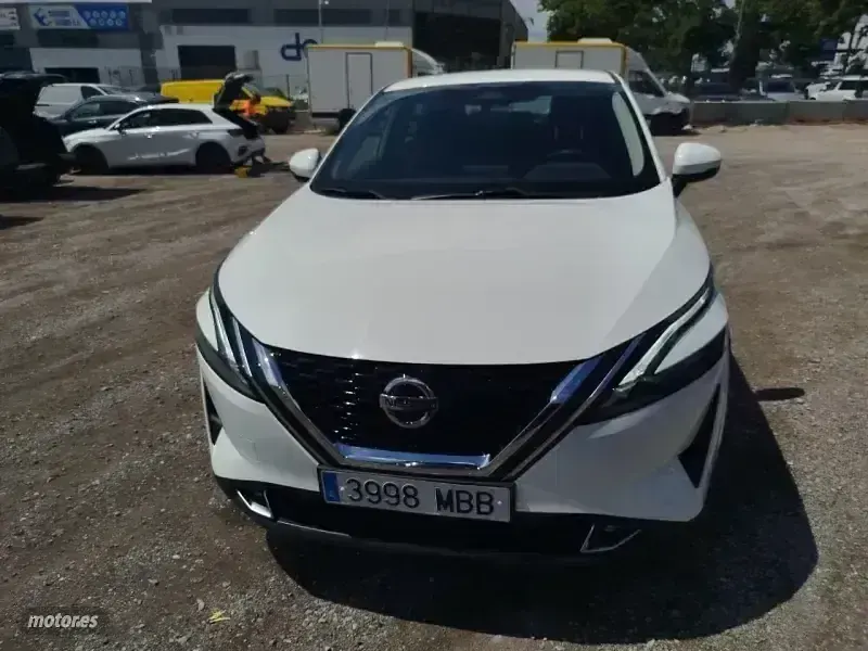 Usado Nissan Qashqai Acenta 140 CV (102 kW) 2022 Blanco SUV