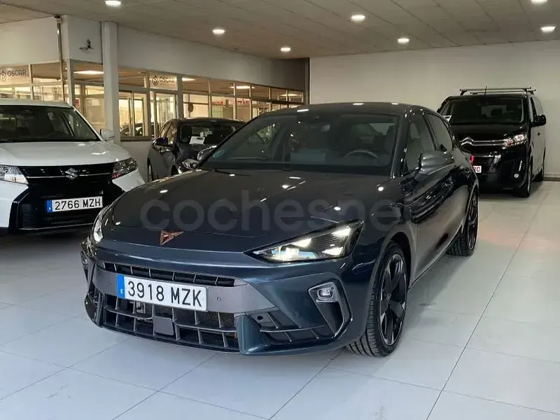Usado Cupra Leon 150 CV (110 kW) 2025 Gris / plata Berlina