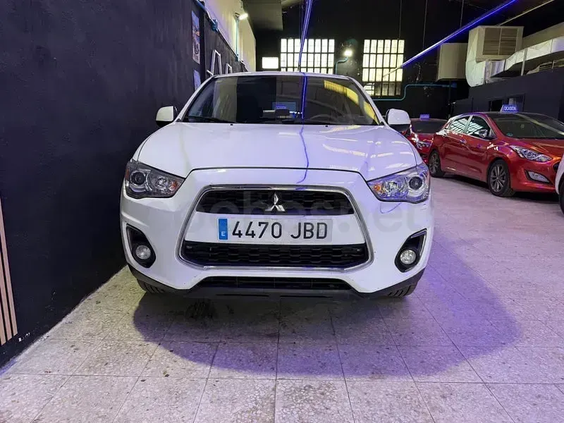 Usado Mitsubishi ASX Motion 117 CV (86 kW) 2014 Blanco SUV