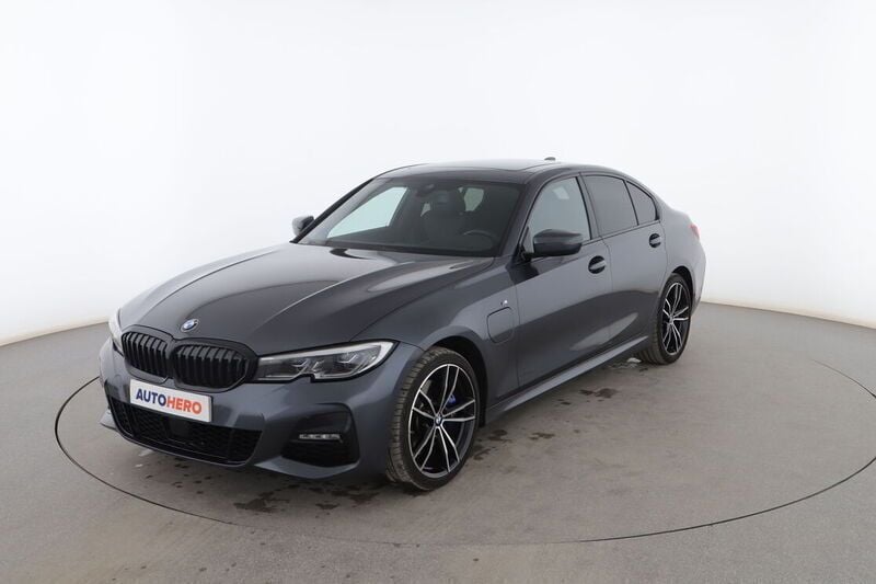 Plata Usado 2021 BMW 330e M Sport Berlina | 35.199 € (Caro) - Imagen 1/4