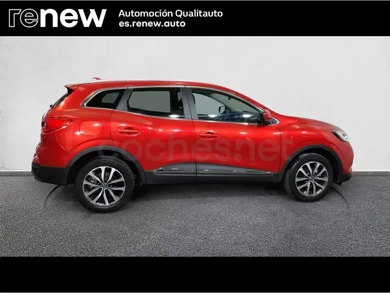 Usado Renault Kadjar Zen 140 CV (102 kW) 2021 Rojo SUV