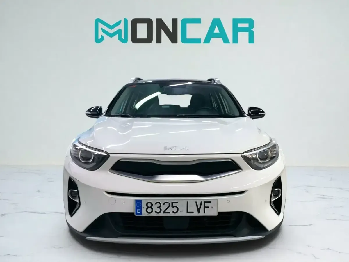 Usado Kia Stonic 120 CV (88 kW) 2021 Blanco SUV