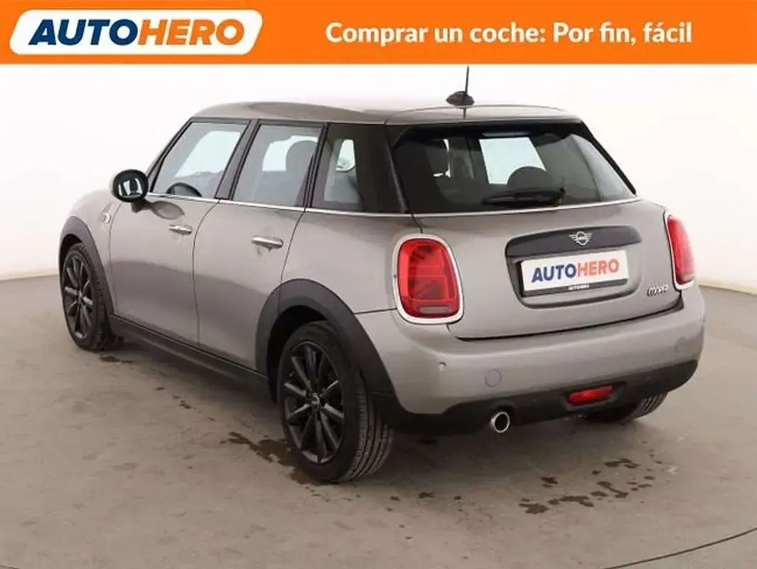 Usado Mini Cooper 136 CV (100 kW) 2019 Gris Utilitario