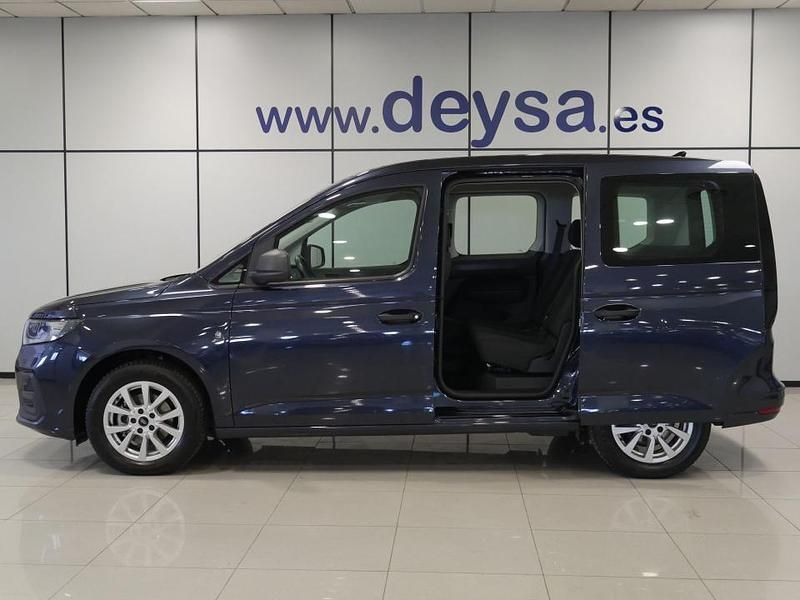 Usado Ford Tourneo Connect Trend 102 CV (75 kW) 2025 Azul Monovolumen