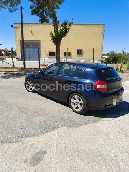 Usado BMW 118 129 CV (94 kW) 2005 Azul Utilitario