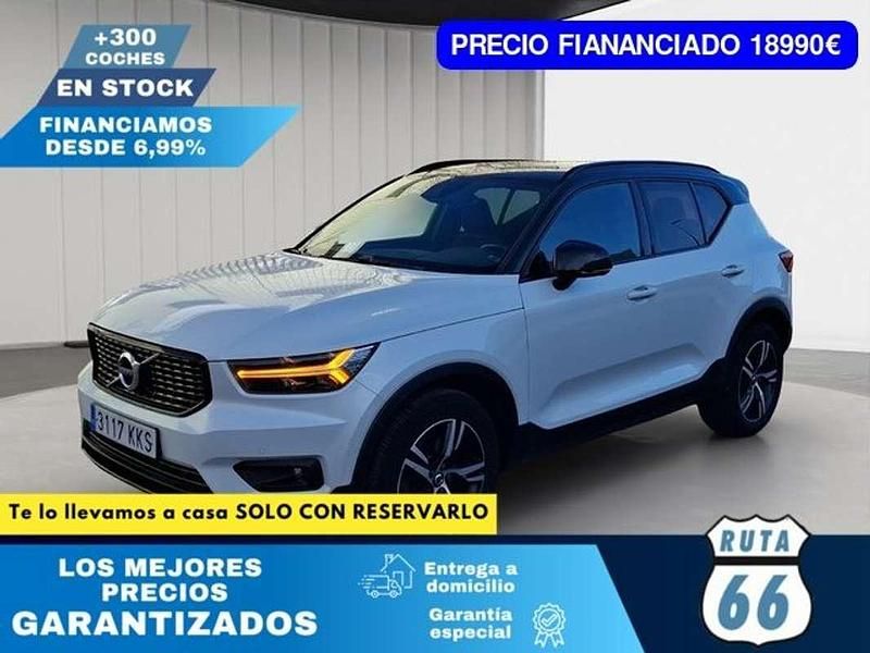 Blanco Usado 2018 Volvo XC40 R-Design SUV | 18.990 € - Imagen 1/4