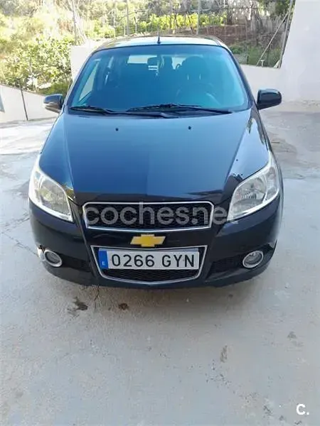 Usado Chevrolet Aveo LS 101 CV (74 kW) 2010 Negro Berlina