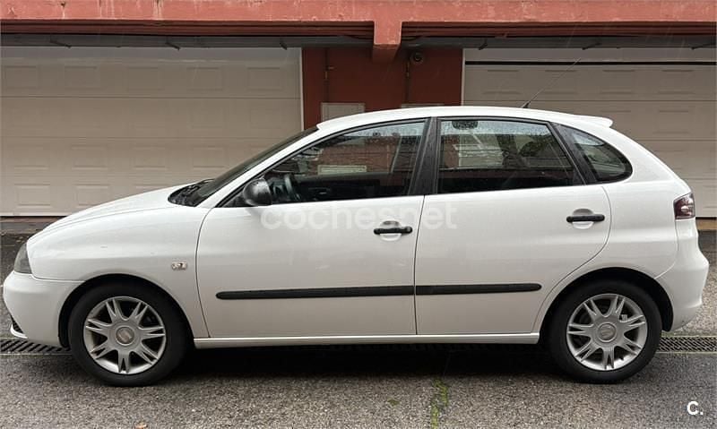 Usado Seat Ibiza 80 CV (58 kW) 2008 Blanco Berlina