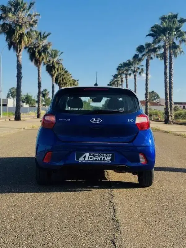 Usado Hyundai i10 67 CV (49 kW) 2021 Azul Utilitario