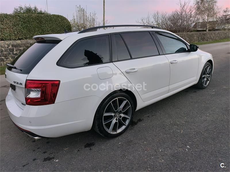 Usado Skoda Octavia RS 220 CV (161 kW) 2015 Blanco Utilitario