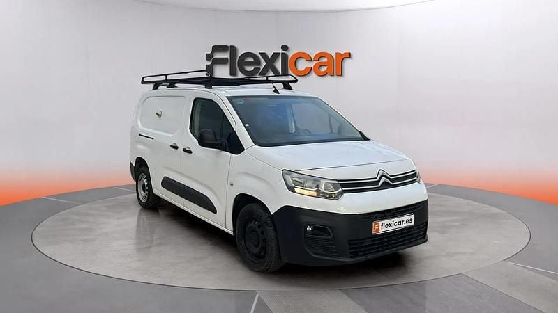 Usado Citroën Berlingo Feel 102 CV (75 kW) 2020 Blanco Monovolumen